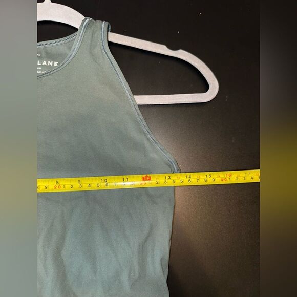 Everlane The Perform Cropped Tank Top in Green Size XS EUC - Picture 6 of 7